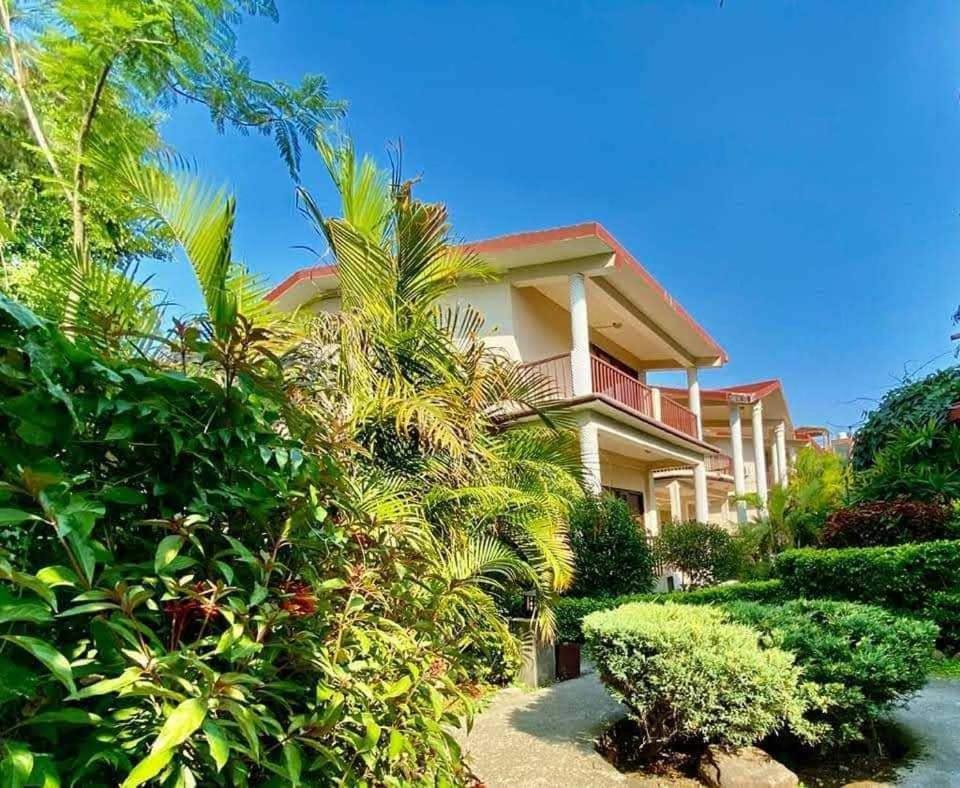Sunday Alaya Corbett Villa Rāmnagar Exterior foto